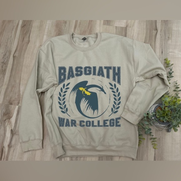 Fourth Wing - New Sweatshirt - New custom boutique 4th wing sweatshirt - Picture 3 of 4